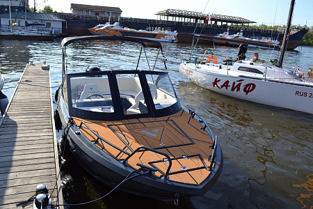 Катер Vivat 640 CB